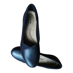 Clarks Black Leather Loafers Slip-On Comfort